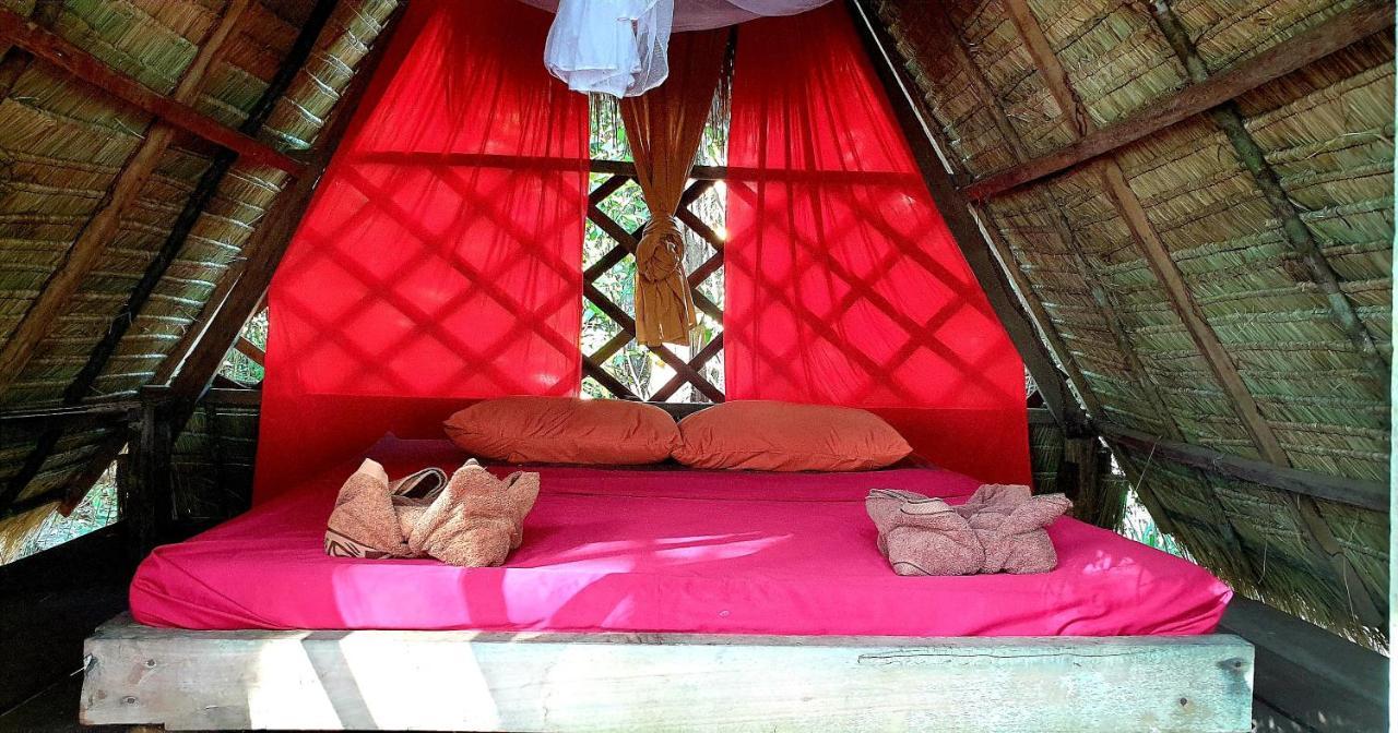 Crusoe Koh Takiev Island 호텔 Koh Ta Kiev 외부 사진