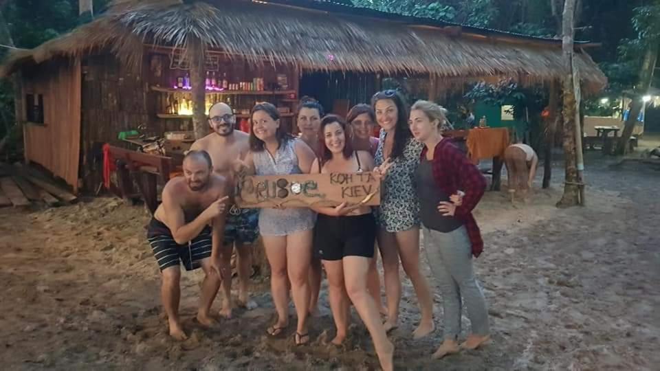 Crusoe Koh Takiev Island 호텔 Koh Ta Kiev 외부 사진